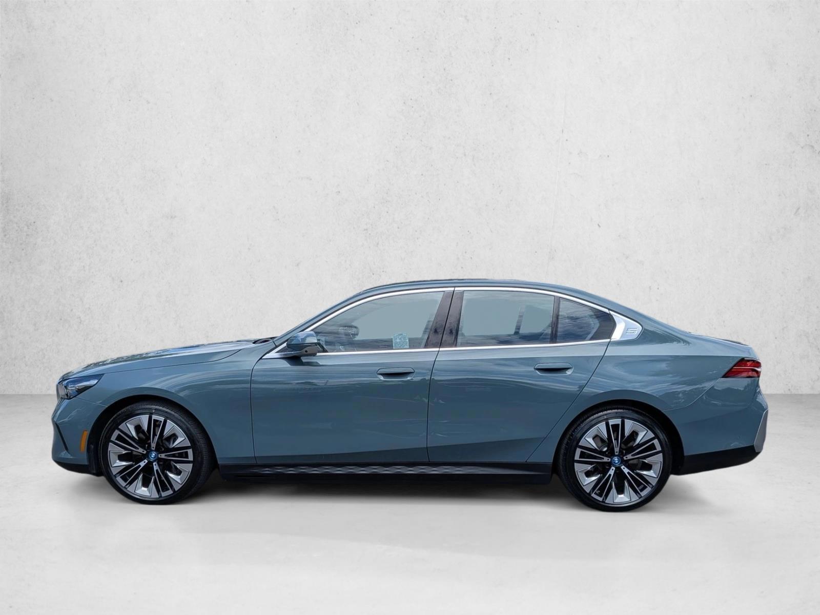 Thumbnail: 2025 BMW i5 - 2