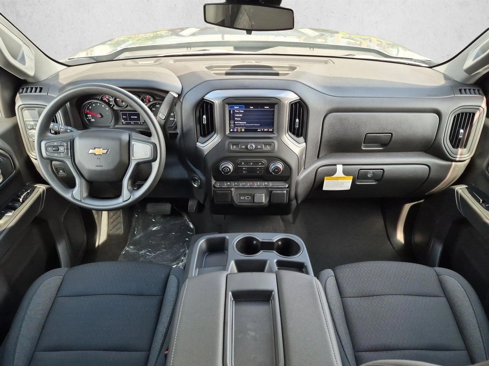Thumbnail: 2026 Chevrolet Silverado 1500 - 3