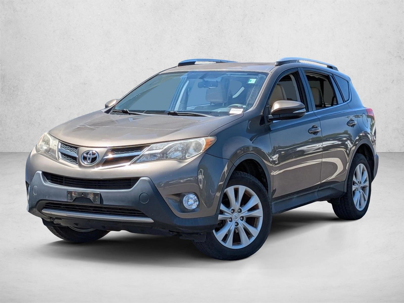 Thumbnail: 2015 Toyota RAV4 - 1