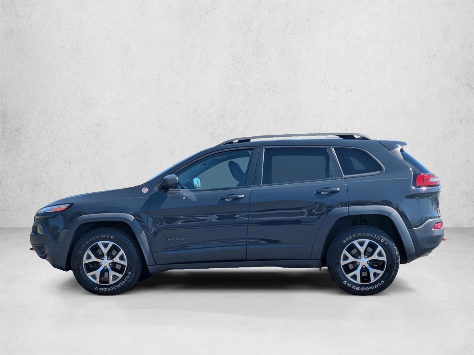Thumbnail: 2017 Jeep Cherokee - 2