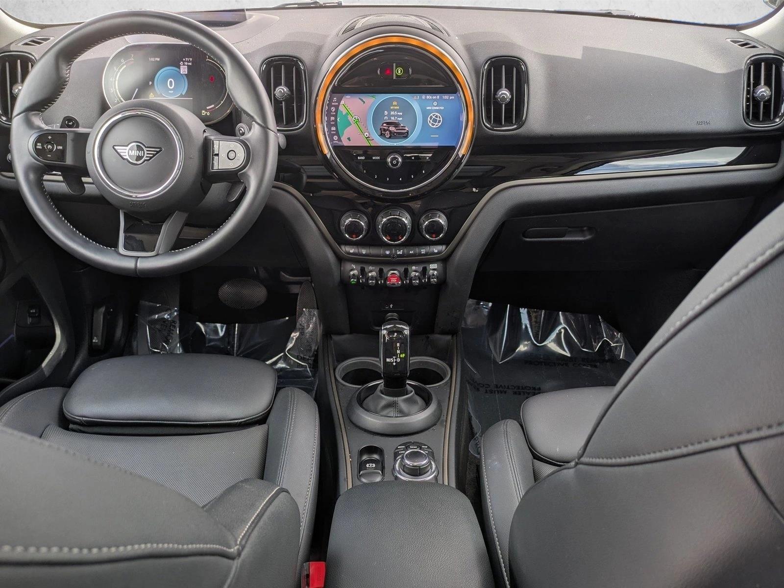 Thumbnail: 2023 MINI Cooper Countryman - 3