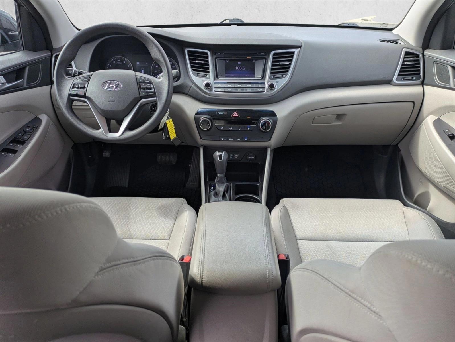 Thumbnail: 2016 Hyundai Tucson - 3