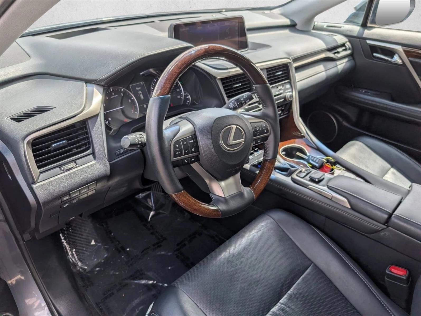 Thumbnail: 2017 Lexus RX - 3
