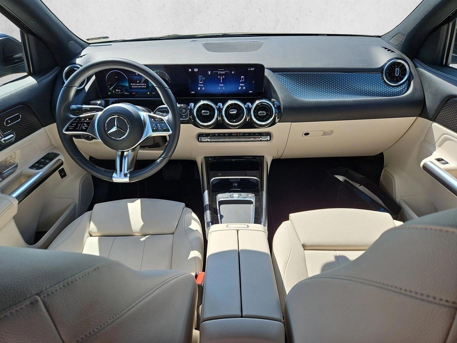 Thumbnail: 2026 Mercedes-Benz GLA - 3
