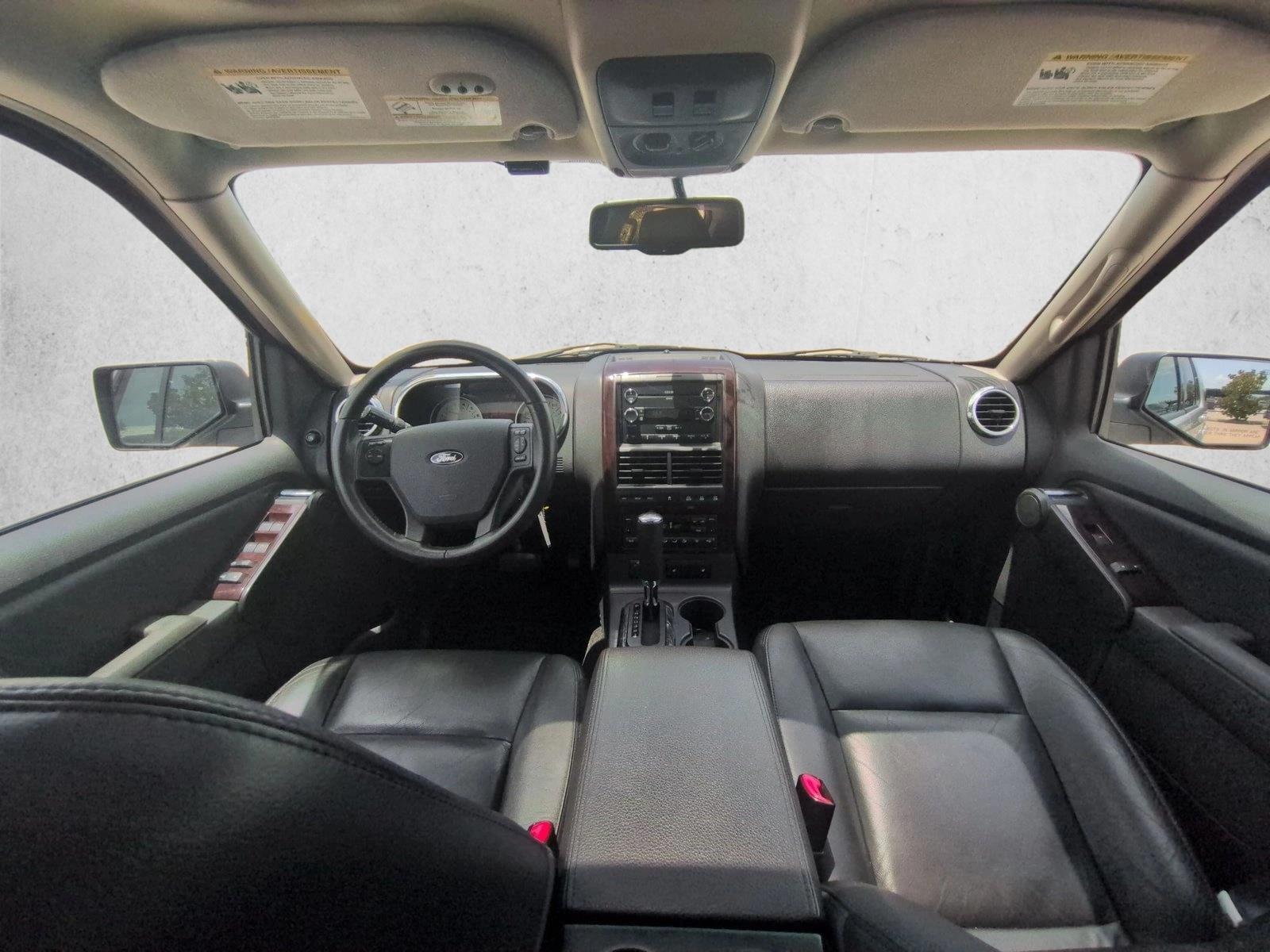 Thumbnail: 2009 Ford Explorer - 3