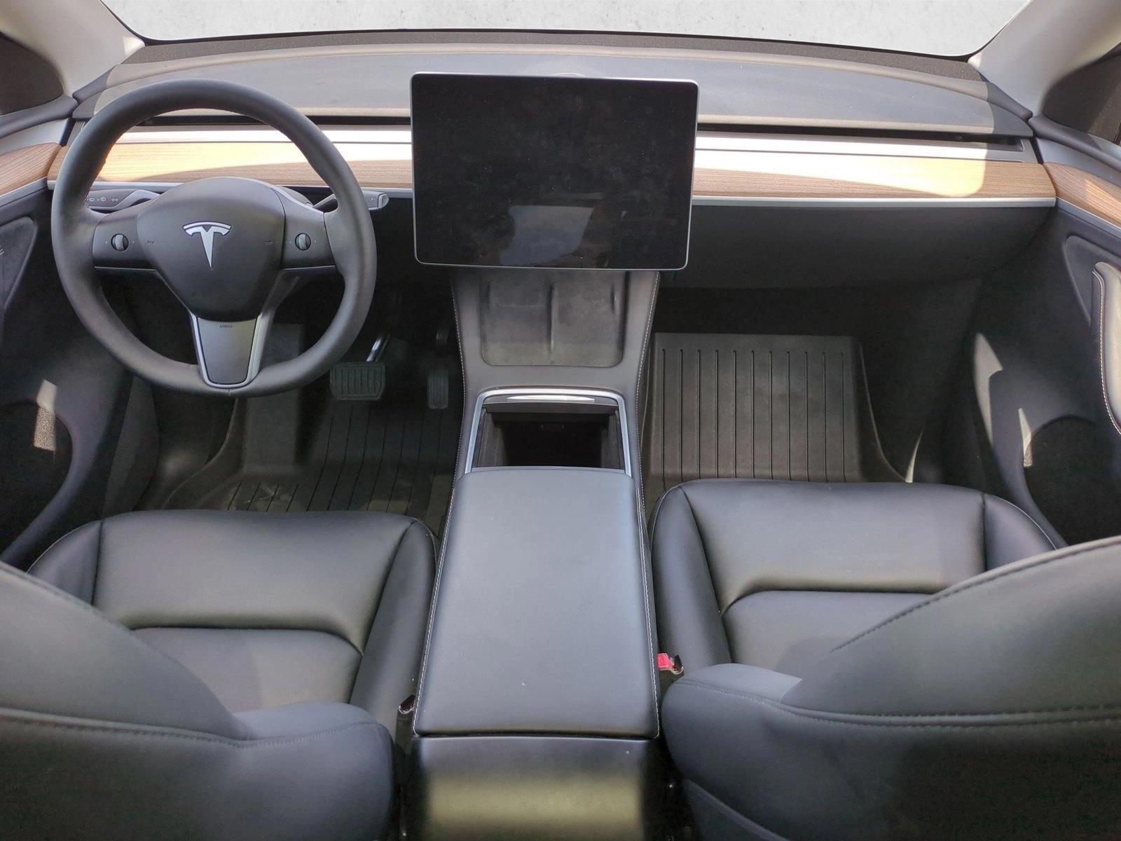 Thumbnail: 2024 Tesla Model Y - 3