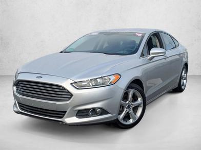 2016 Ford Fusion SE -
                  Lutz, FL