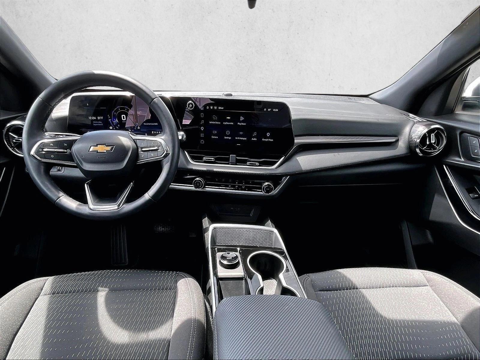 Thumbnail: 2026 Chevrolet Equinox - 4