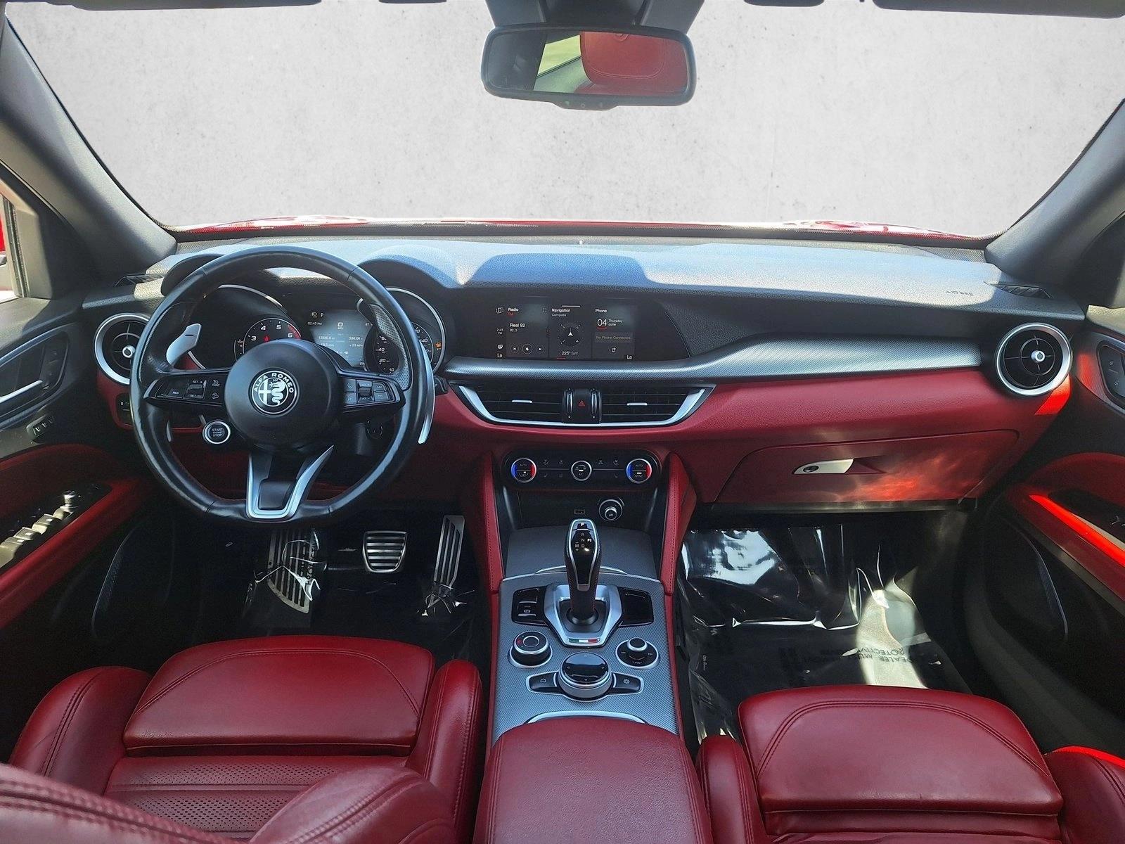 Thumbnail: 2020 Alfa Romeo Stelvio - 3