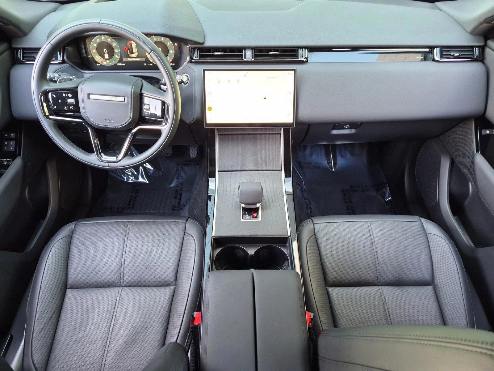 Thumbnail: 2026 Land Rover Range Rover Velar - 4