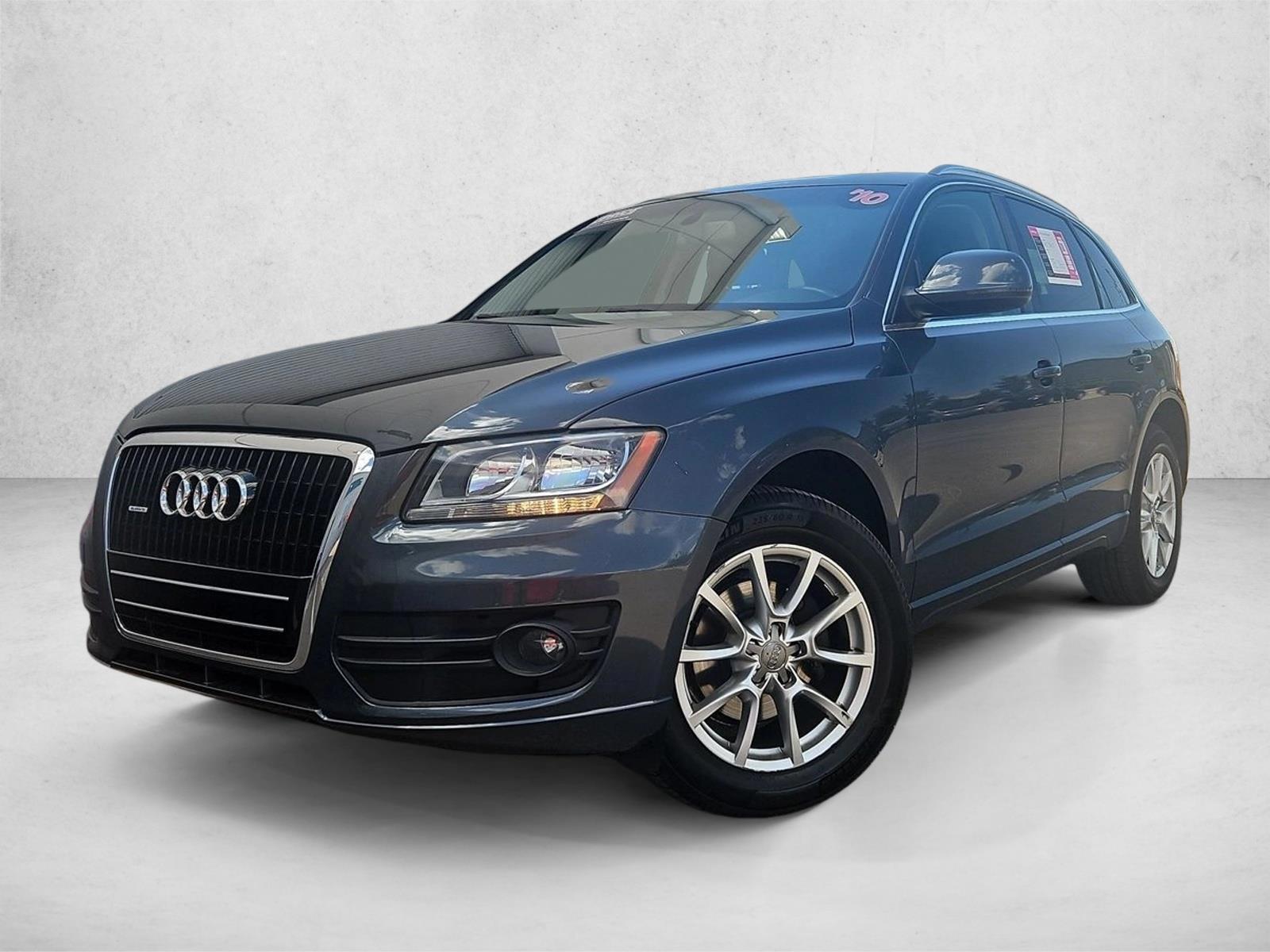 Thumbnail: 2010 Audi Q5 - 1