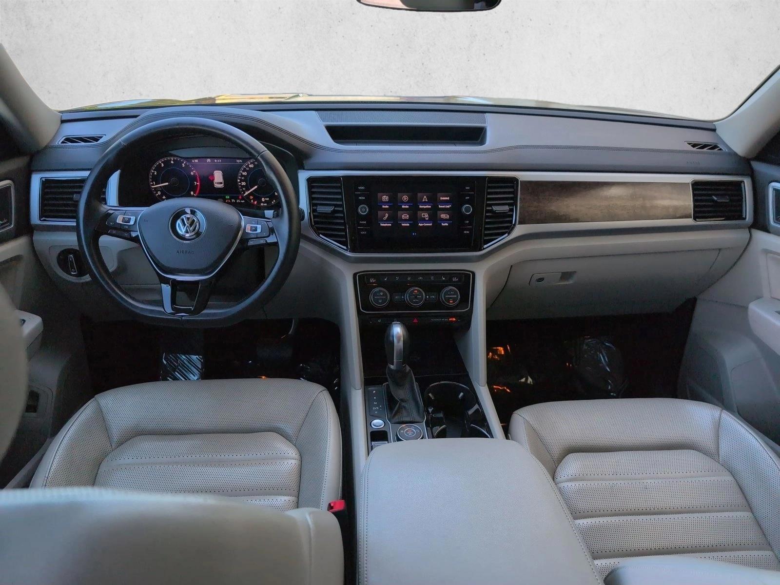Thumbnail: 2018 Volkswagen Atlas - 4