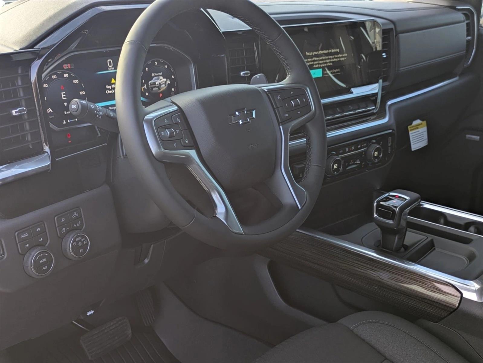 Thumbnail: 2026 Chevrolet Silverado 1500 - 3