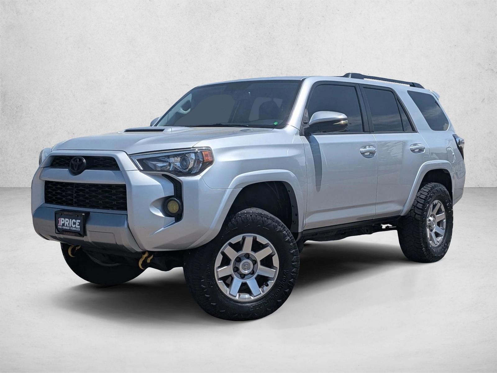 Thumbnail: 2016 Toyota 4Runner - 1