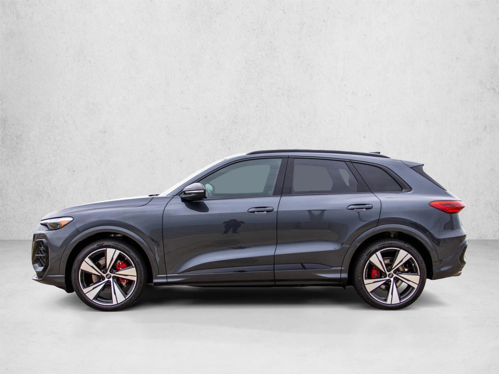 Thumbnail: 2026 Audi SQ5 - 2