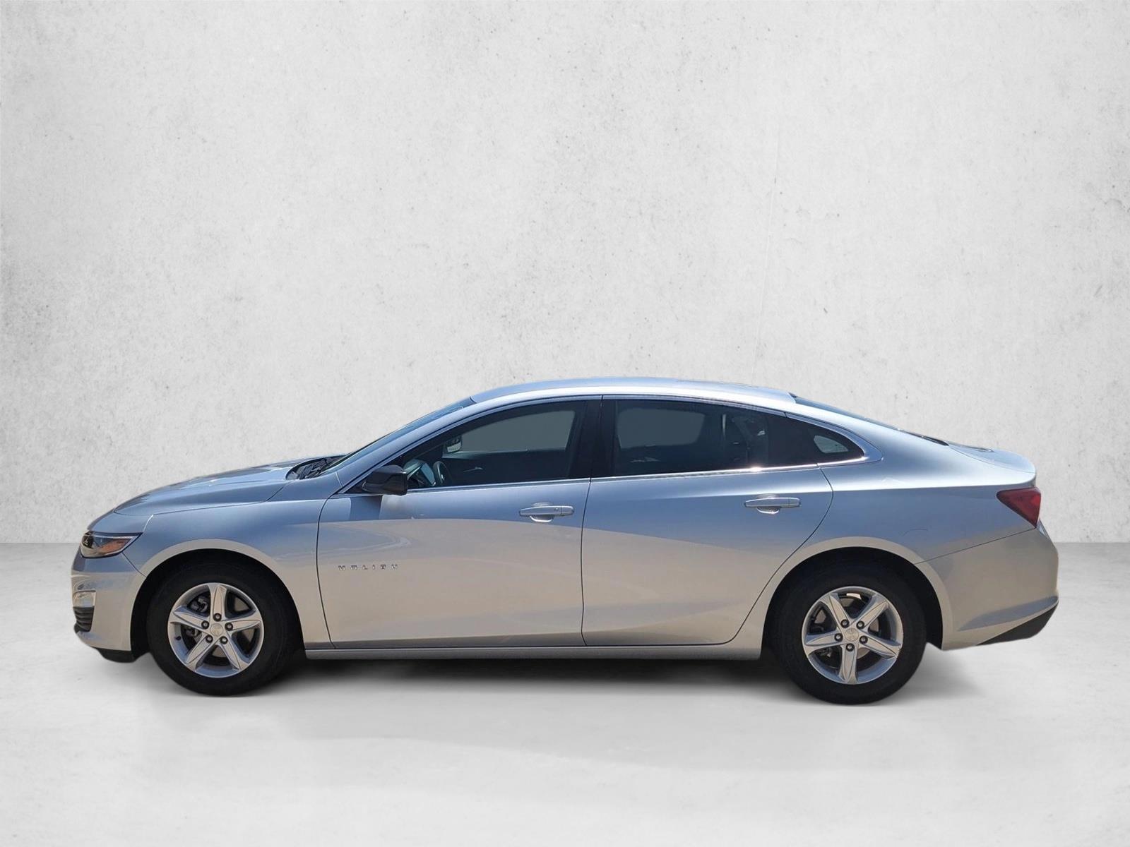 Thumbnail: 2021 Chevrolet Malibu - 2