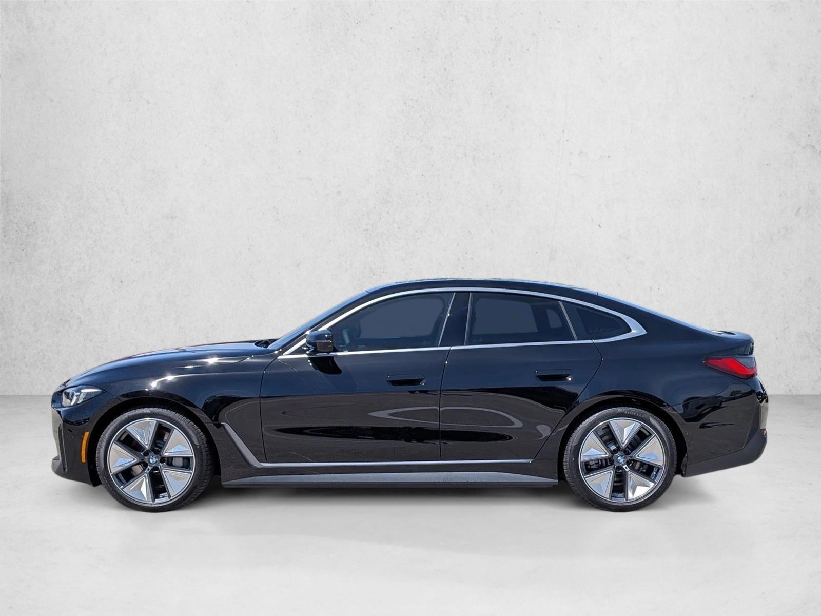 Thumbnail: 2026 BMW i4 - 2