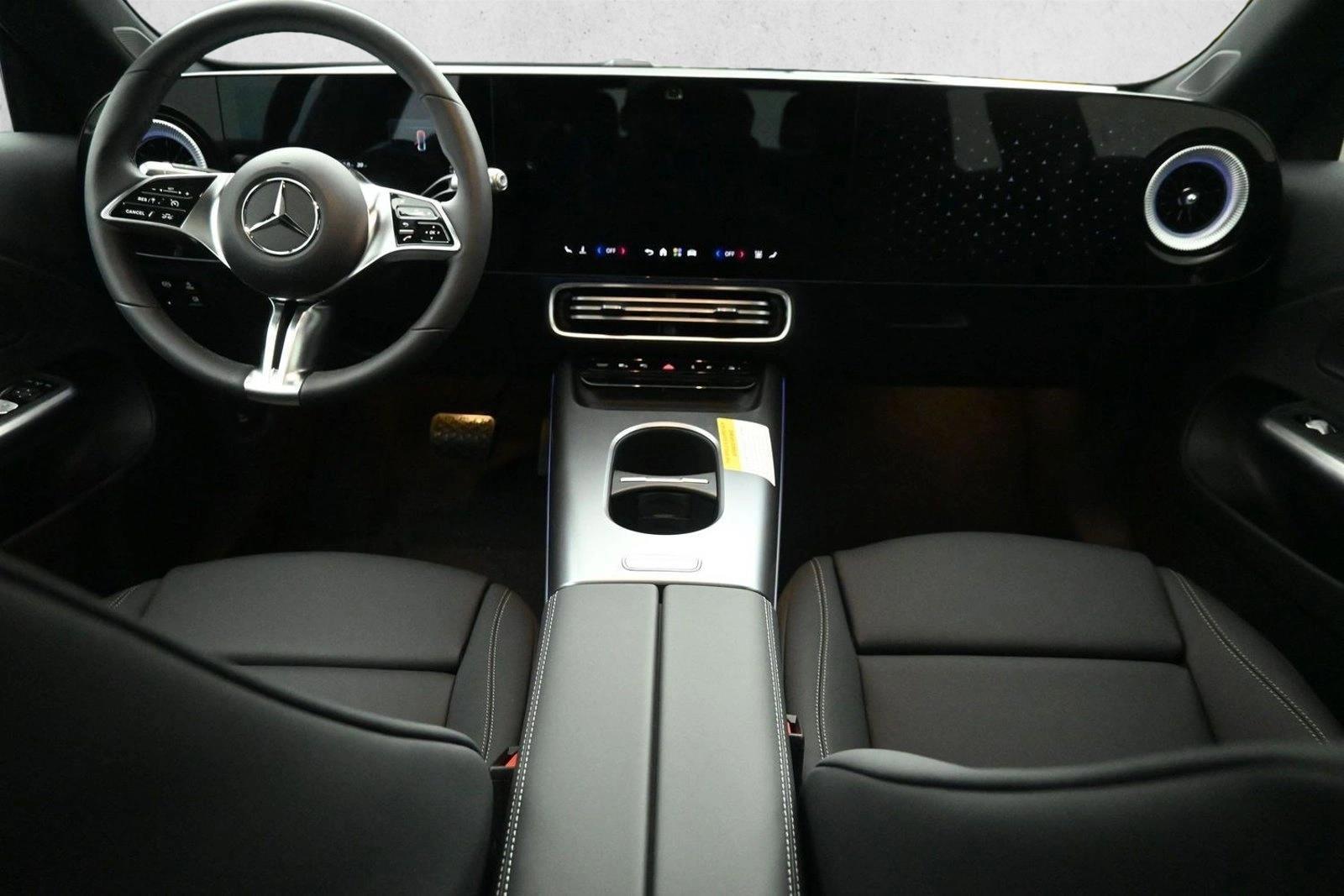 Thumbnail: 2026 Mercedes-Benz GLC - 3