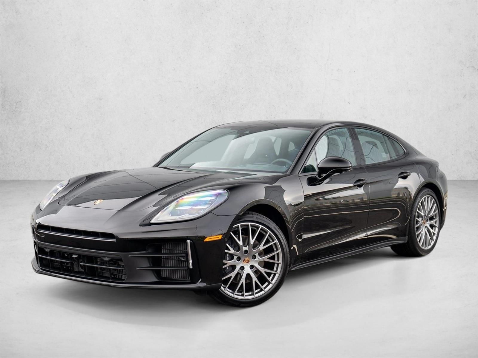 2026 Porsche Panamera 4's photo