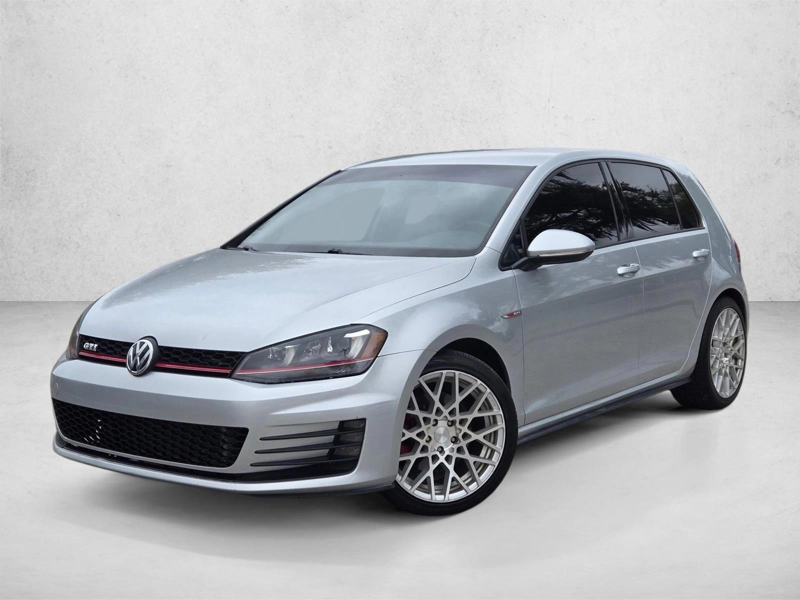 Thumbnail: 2015 Volkswagen Golf - 1