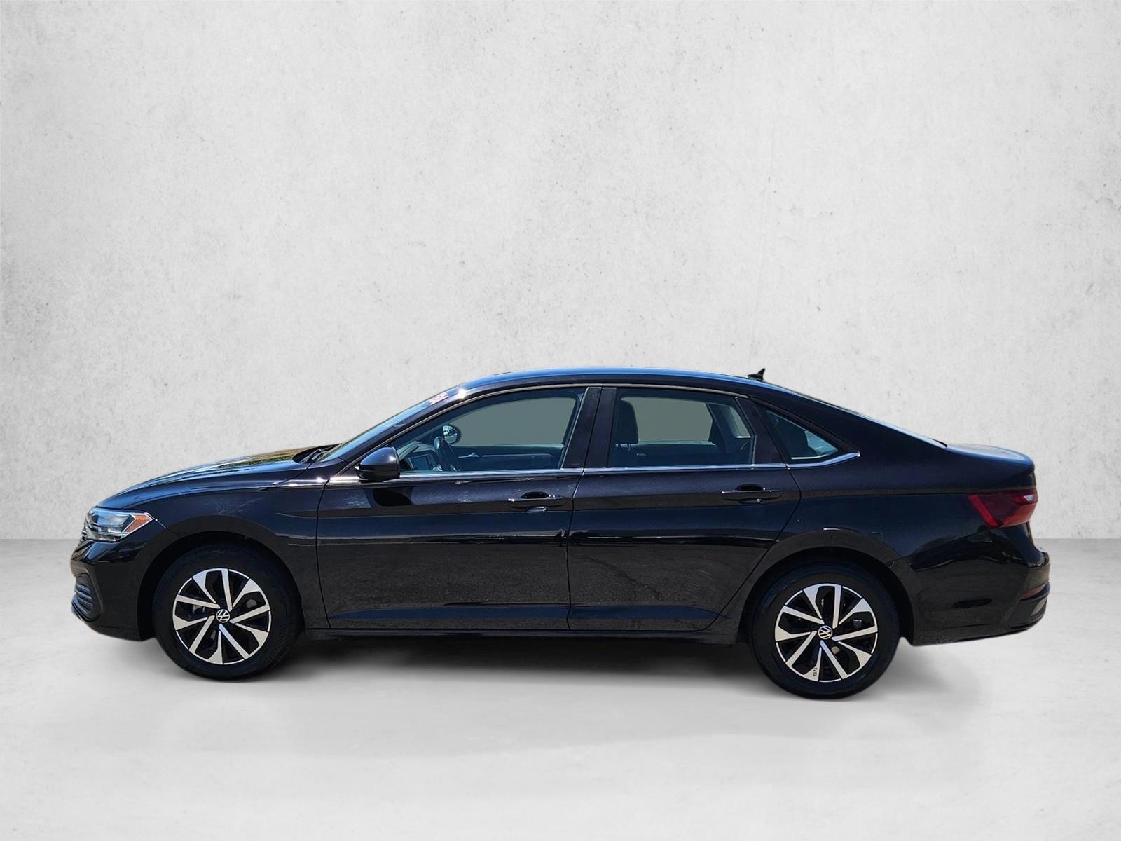 Thumbnail: 2024 Volkswagen Jetta - 2