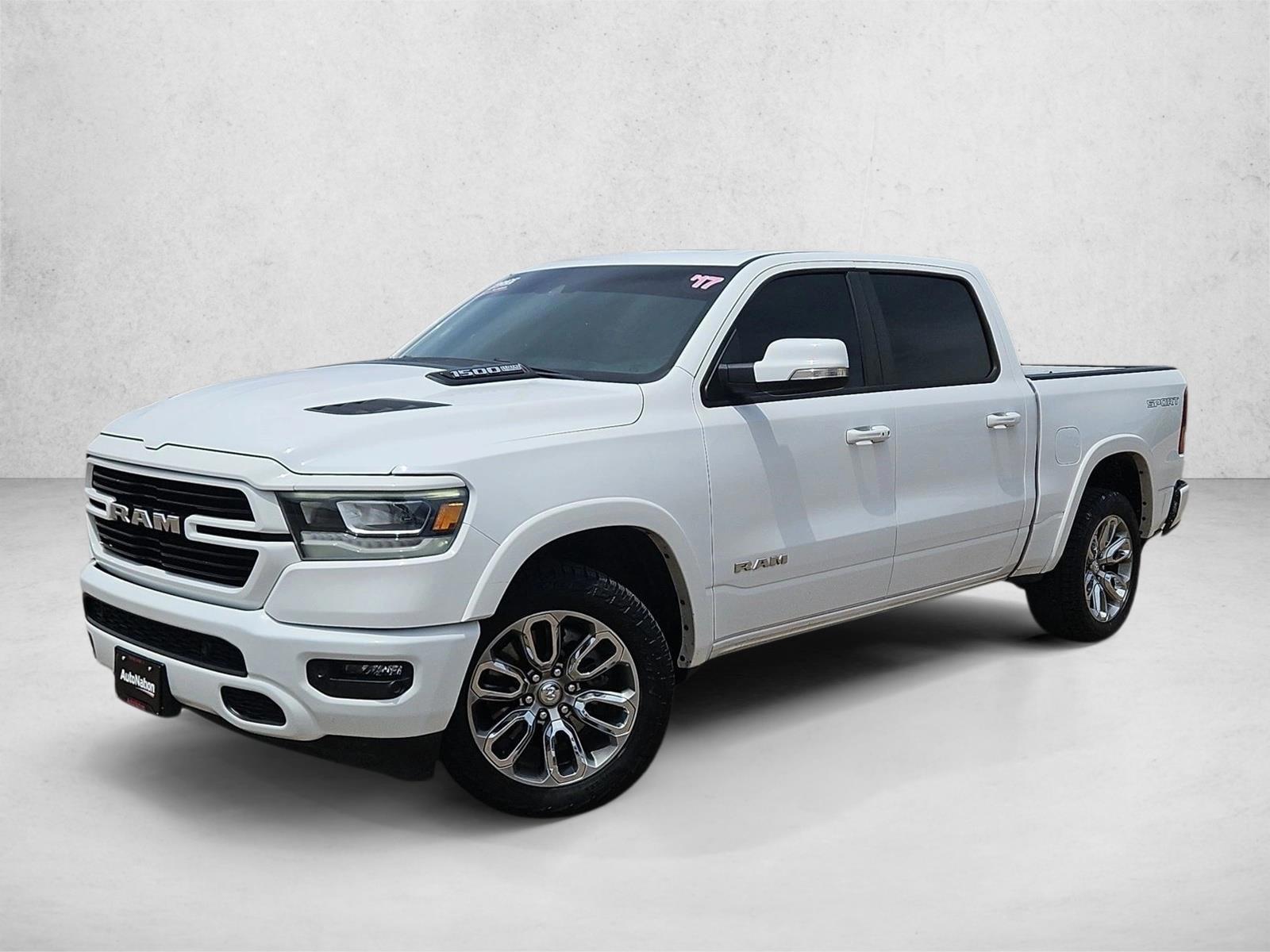 2021 RAM 1500 Laramie 4x4 Crew Cab 5'7's photo