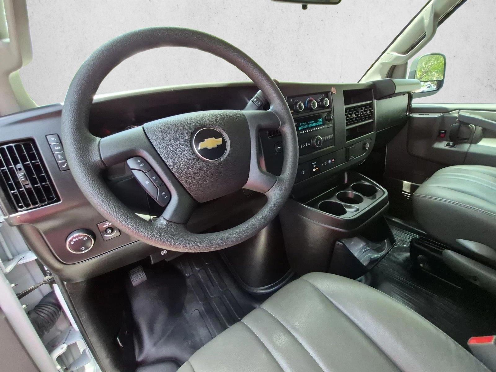 Thumbnail: 2025 Chevrolet Express - 3