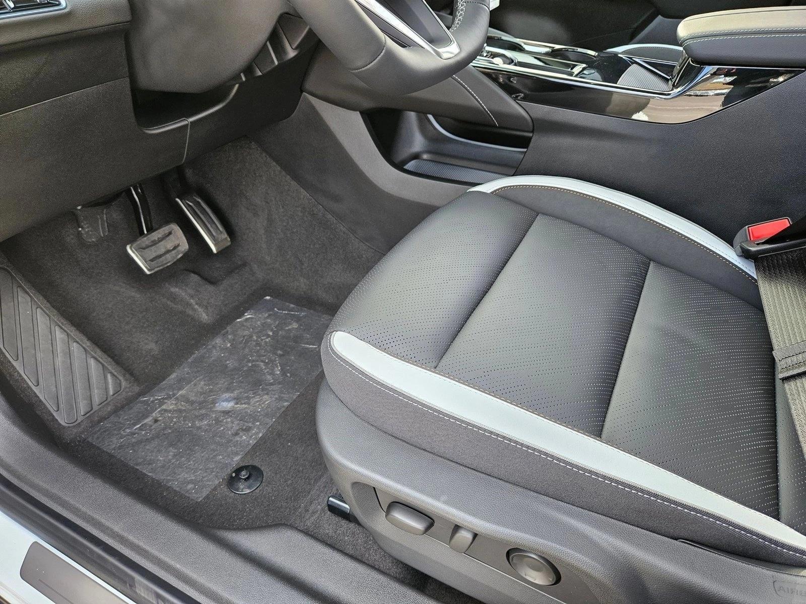 Thumbnail: 2026 Buick Envision - 5