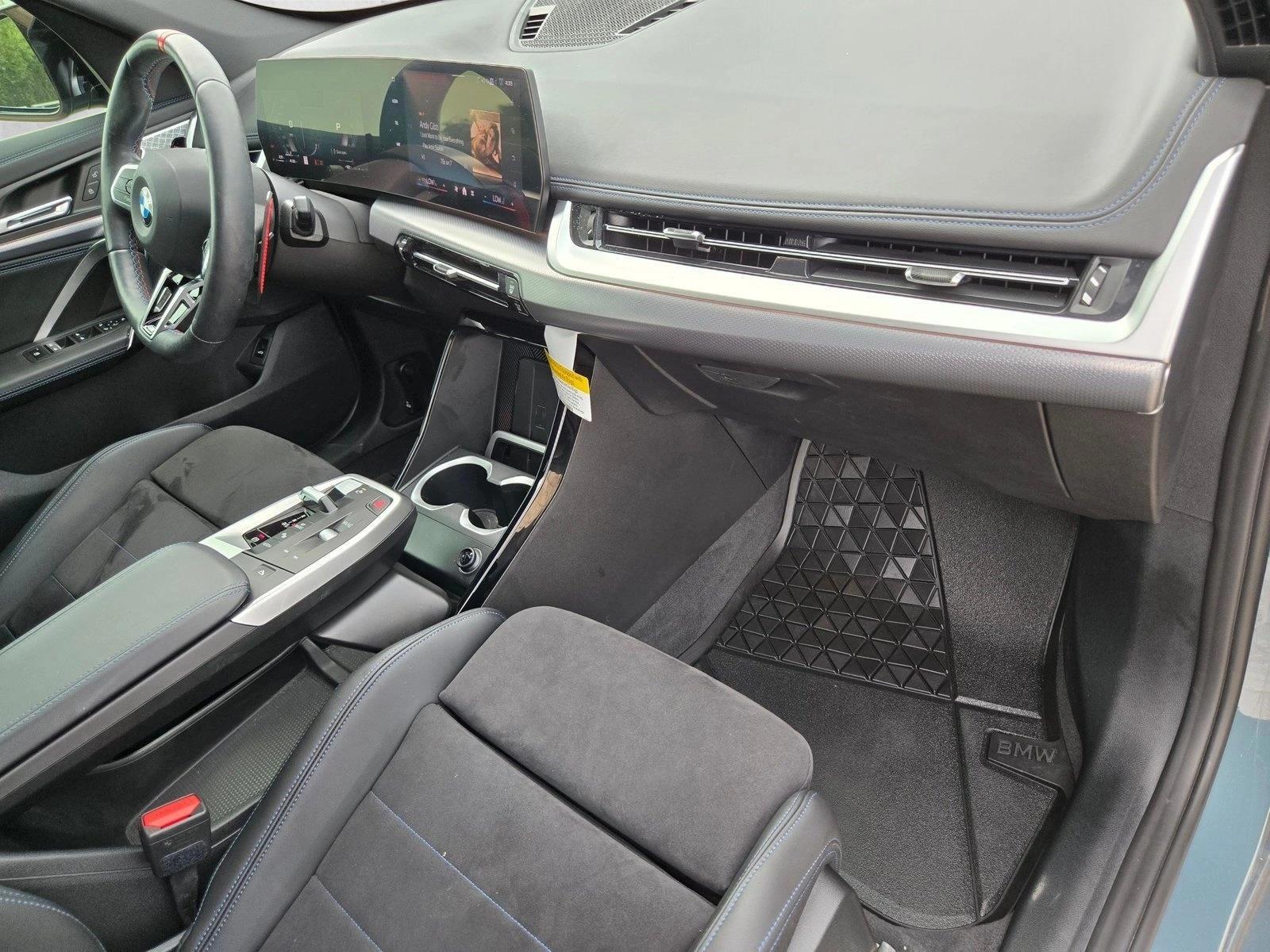 2025 BMW X1 M35i - Photo 22