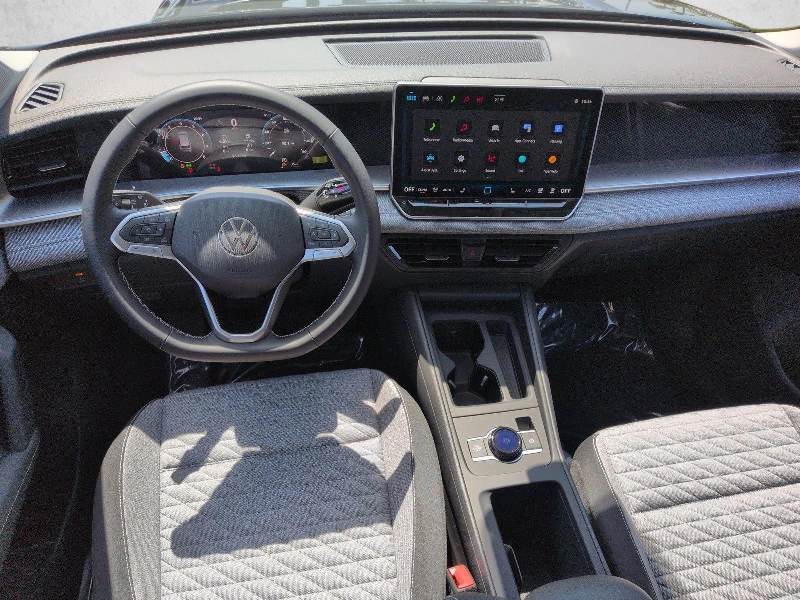 Thumbnail: 2026 Volkswagen Tiguan - 4