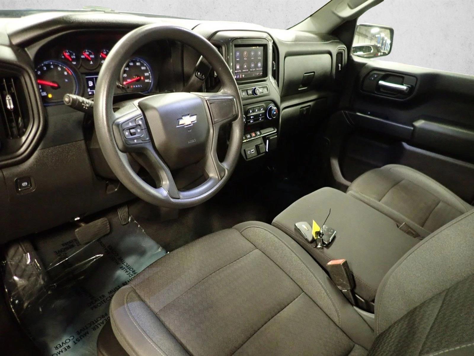 Thumbnail: 2022 Chevrolet Silverado 1500 - 3