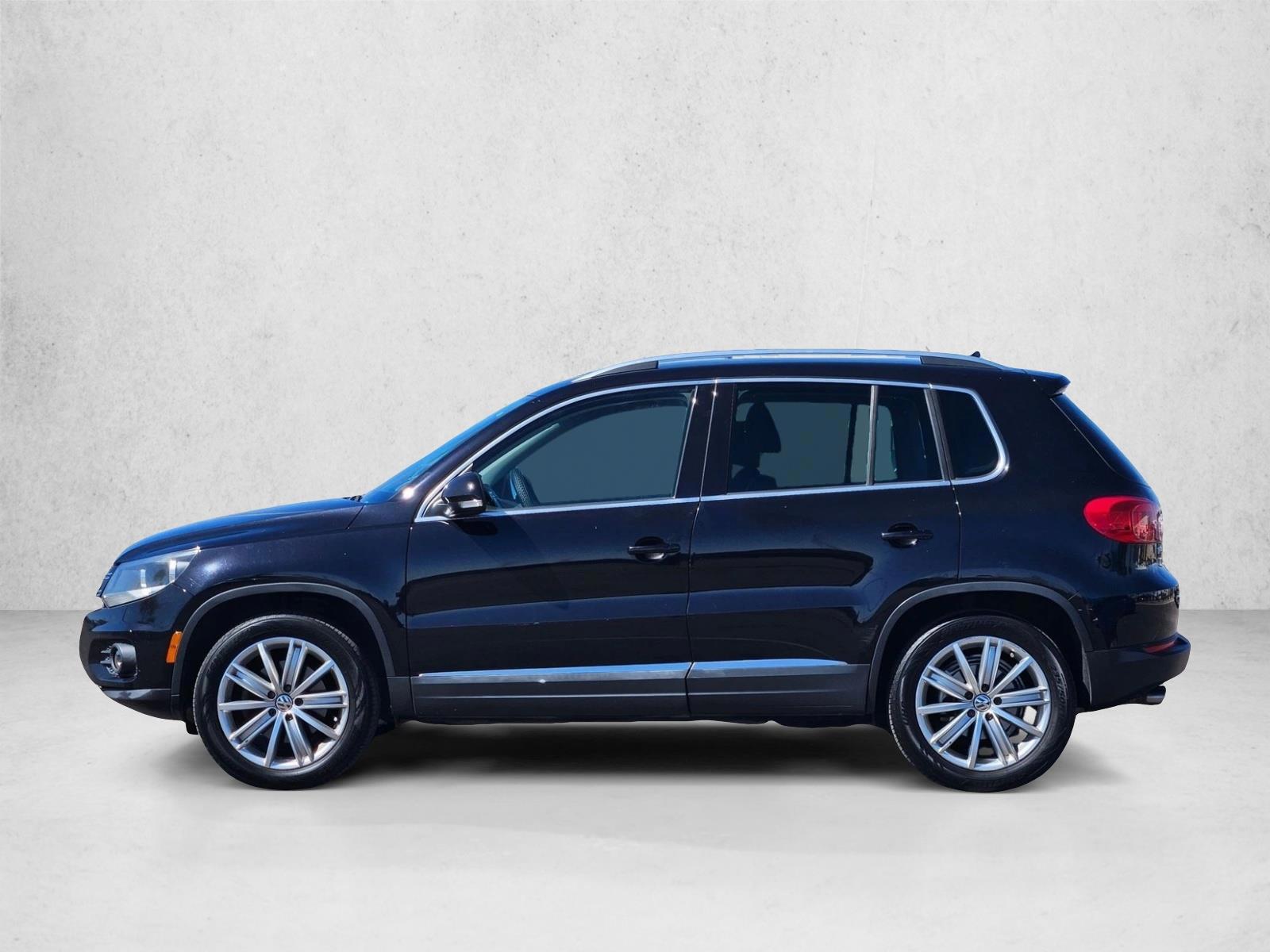 Thumbnail: 2014 Volkswagen Tiguan - 2