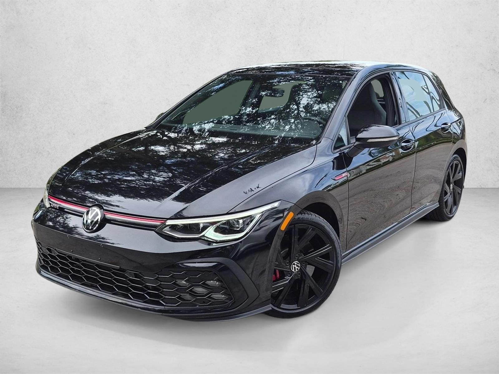 Thumbnail: 2022 Volkswagen Golf - 1