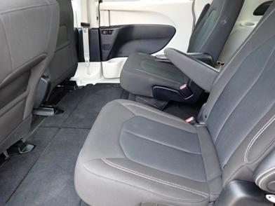 2023 Chrysler Voyager