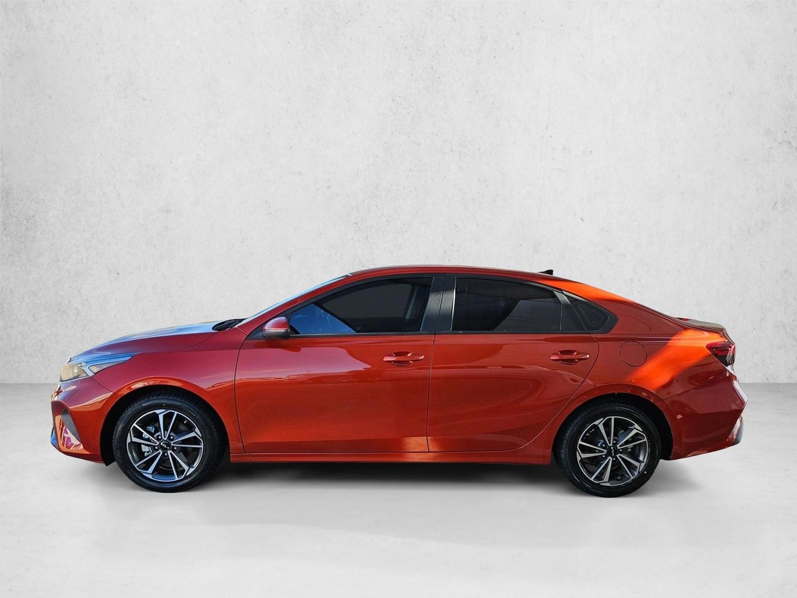 Thumbnail: 2022 Kia Forte - 2