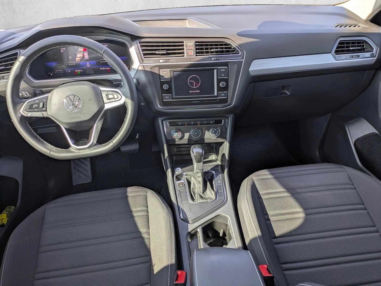 Thumbnail: 2024 Volkswagen Tiguan - 2
