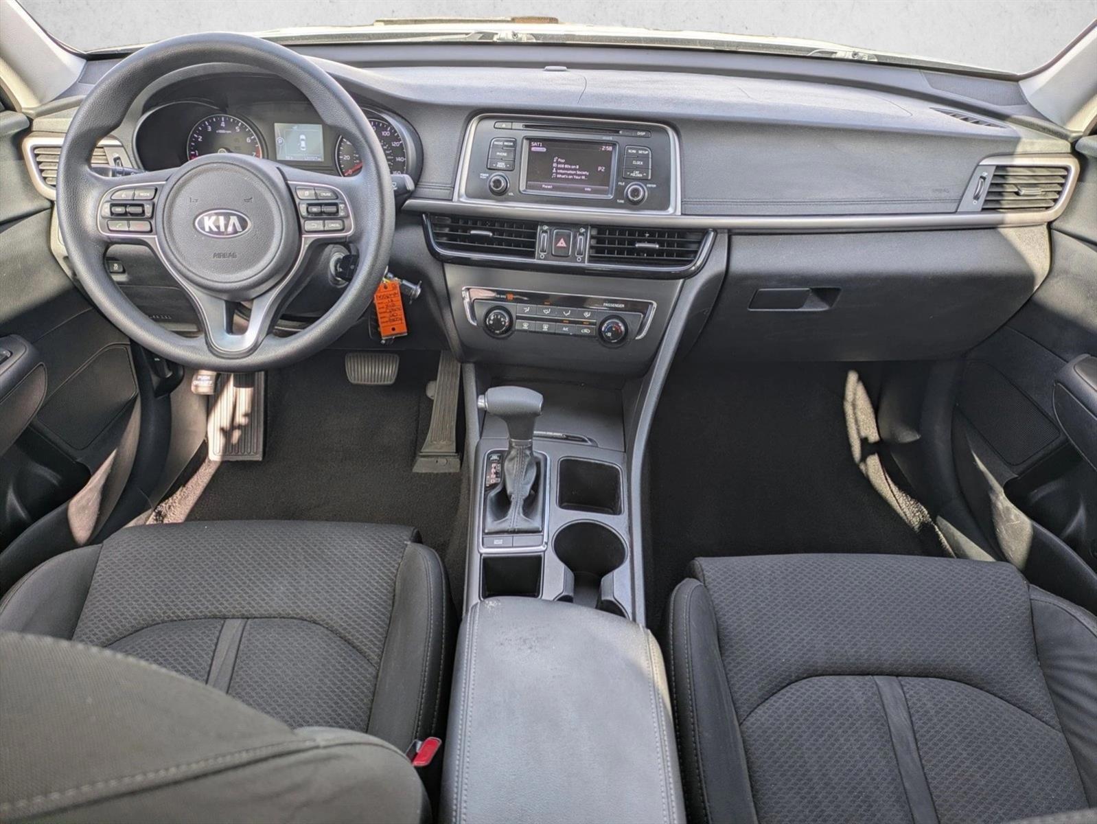 Thumbnail: 2016 Kia Optima - 4
