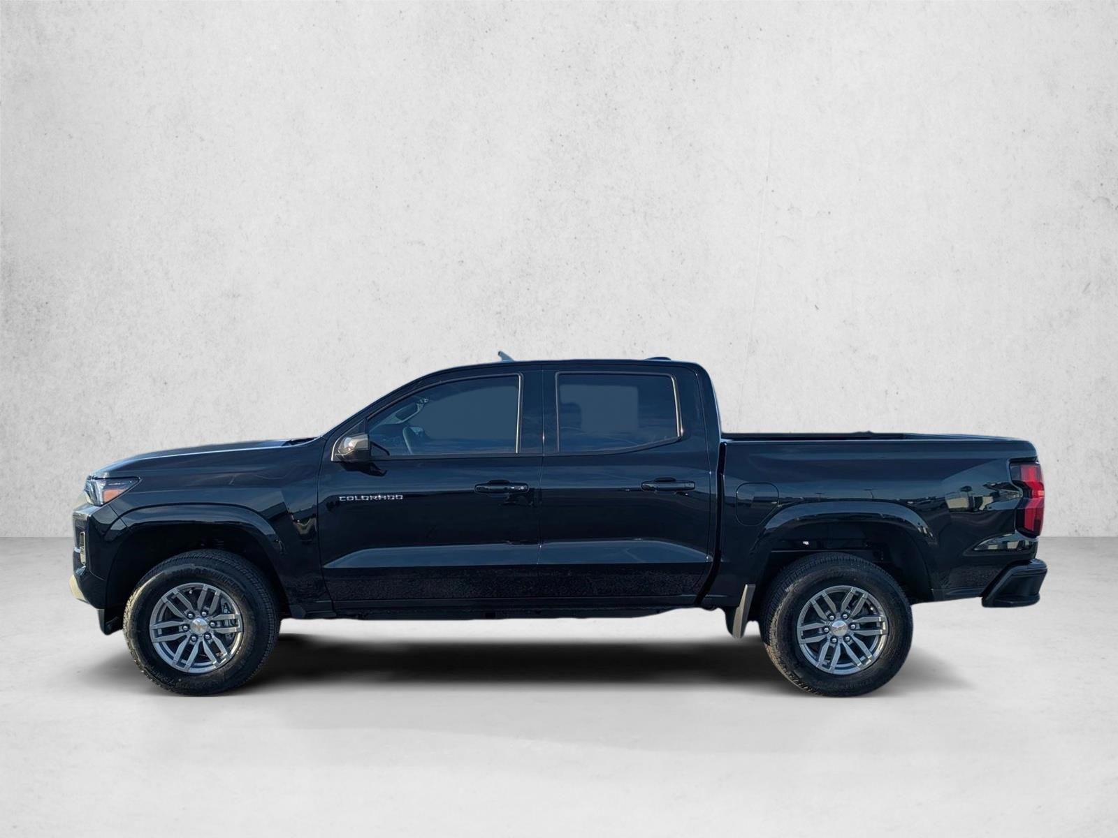 Thumbnail: 2026 Chevrolet Colorado - 2