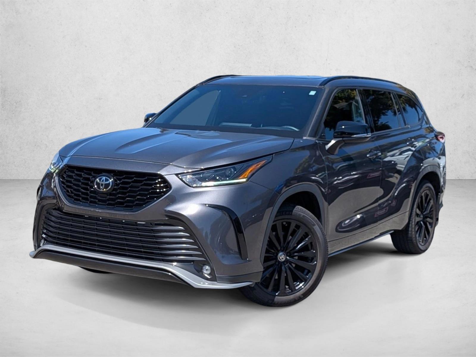 Thumbnail: 2023 Toyota Highlander - 1