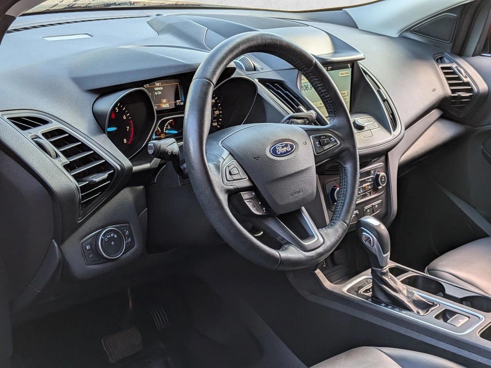 Thumbnail: 2019 Ford Escape - 3