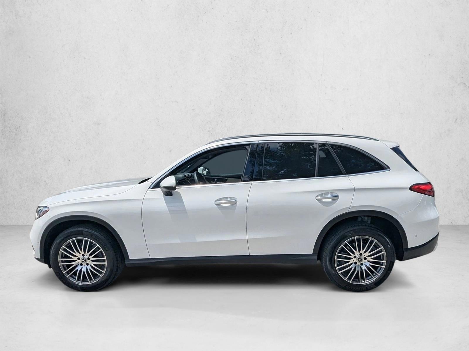 Thumbnail: 2026 Mercedes-Benz GLC - 2