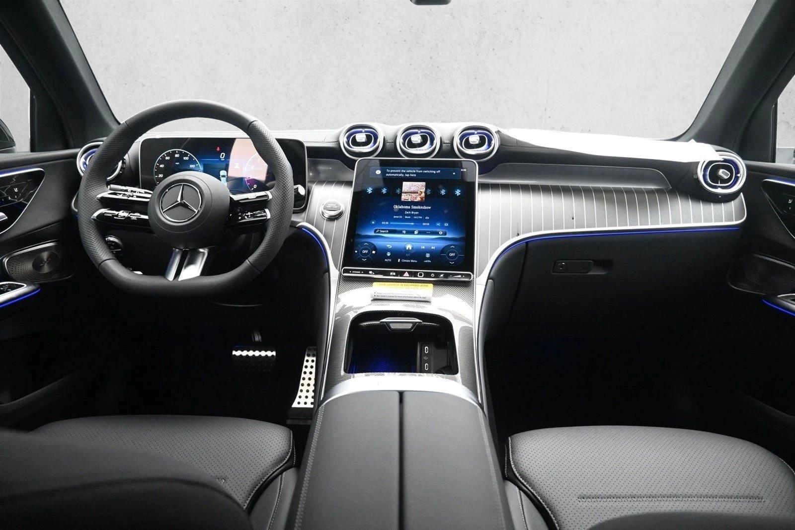 Thumbnail: 2027 Mercedes-Benz GLC - 3