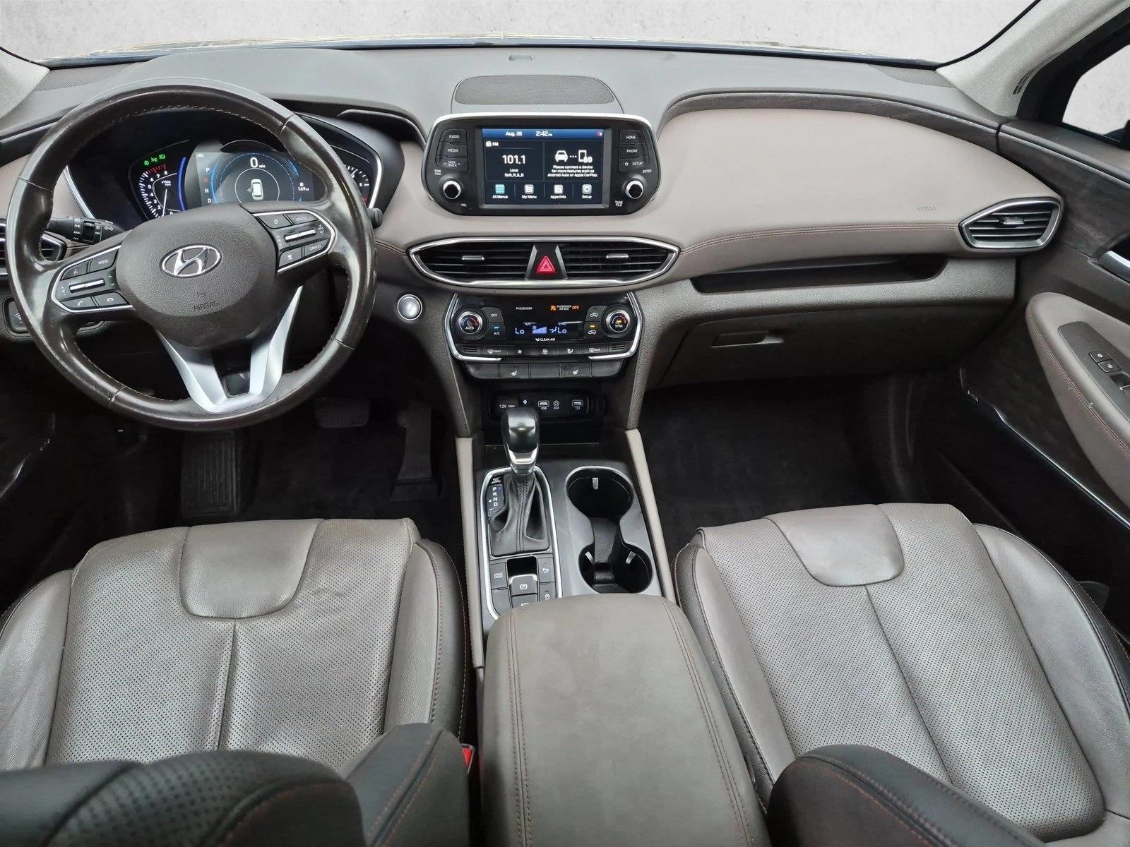 Thumbnail: 2020 Hyundai Santa Fe - 4