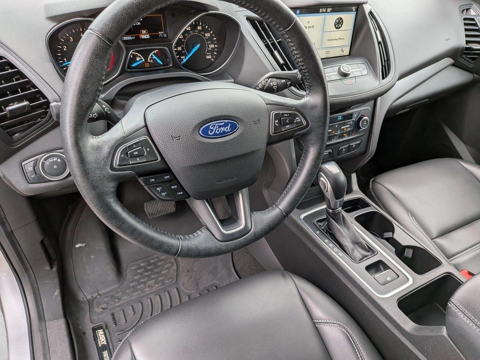 Thumbnail: 2019 Ford Escape - 3