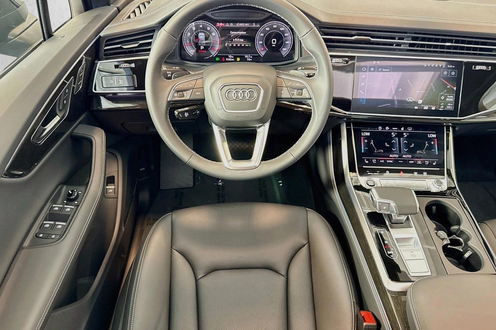 Thumbnail: 2026 Audi Q7 - 4