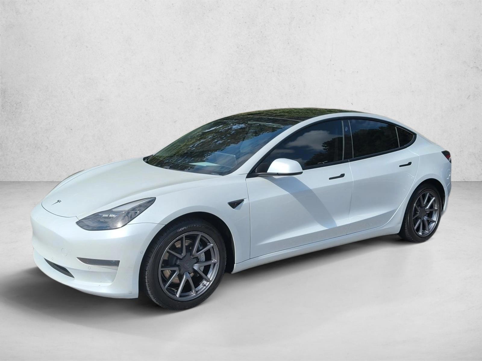 Thumbnail: 2021 Tesla Model 3 - 2