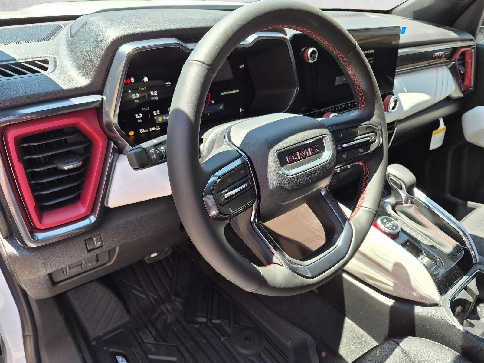 Thumbnail: 2026 GMC Canyon - 3