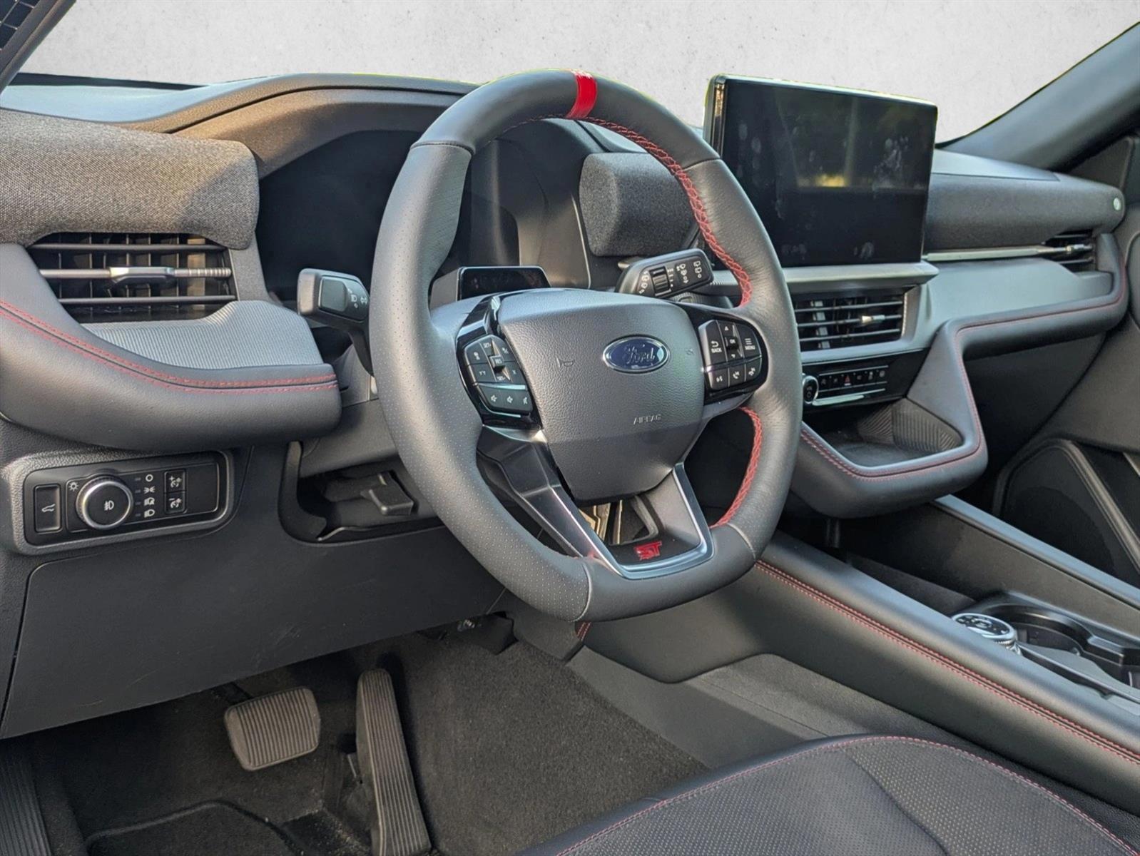 Thumbnail: 2026 Ford Explorer - 2