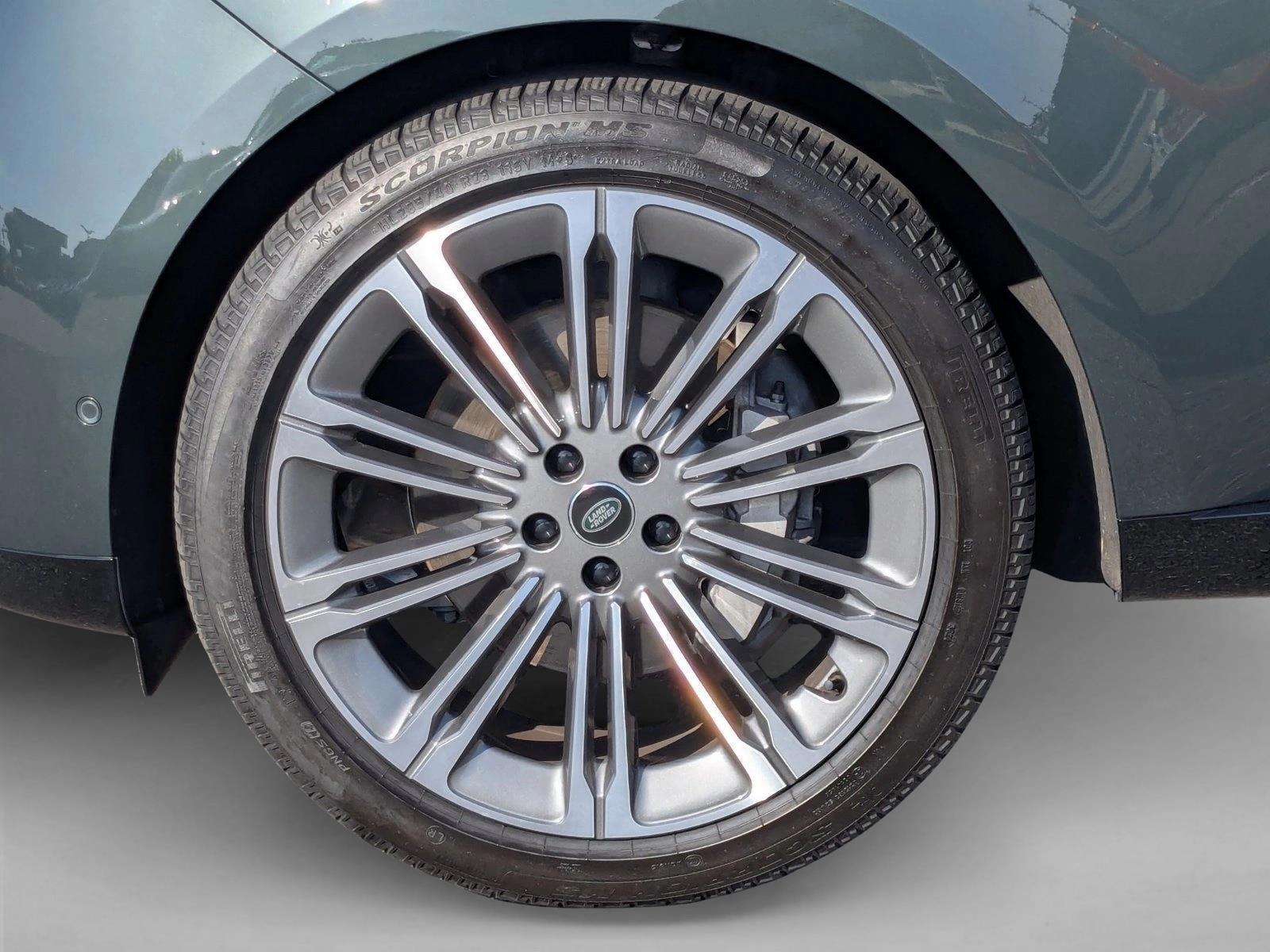2025 Land Rover Range Rover SE - Photo 26