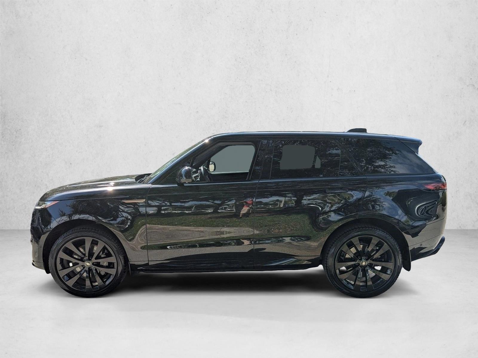 Thumbnail: 2023 Land Rover Range Rover Sport - 2